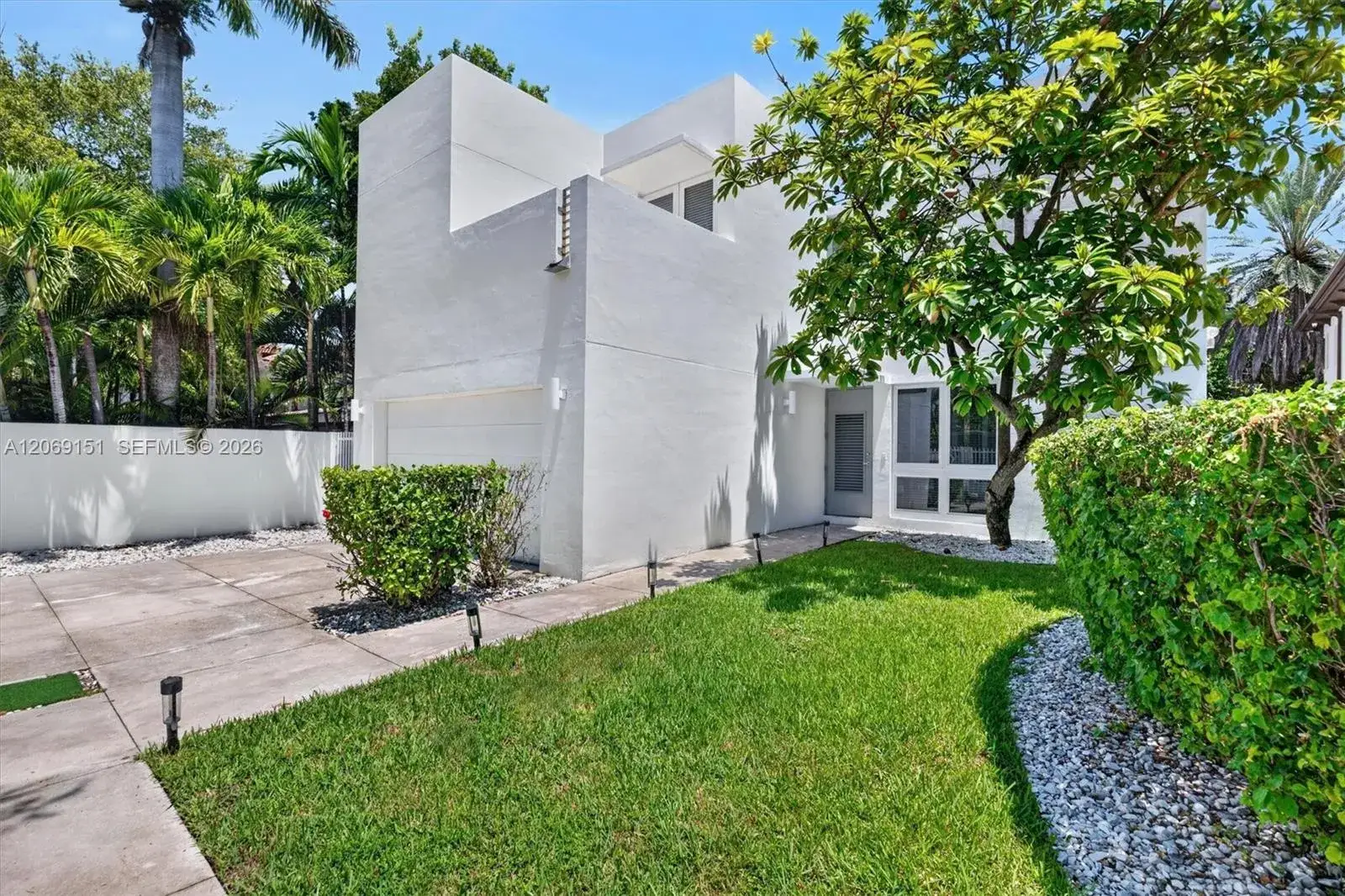 745 SW 22nd Rd, Miami FL 33129
