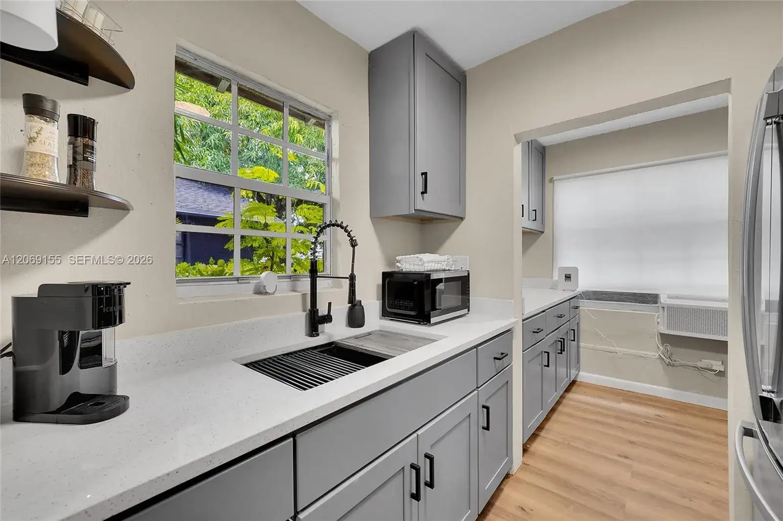 31 NE 53rd St, Miami FL 33137 photo 2