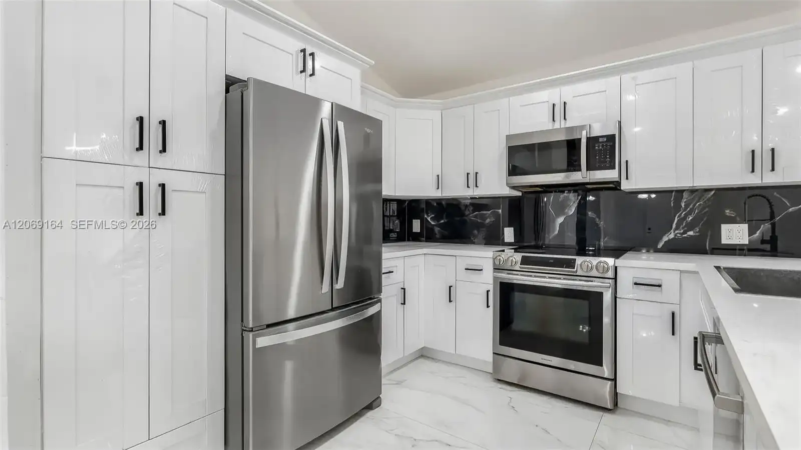 2421 SW 84th Ter, Miramar FL 33025