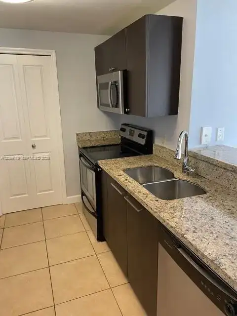 2650 SW 37th Ave # 501, Miami FL 33133 photo 2