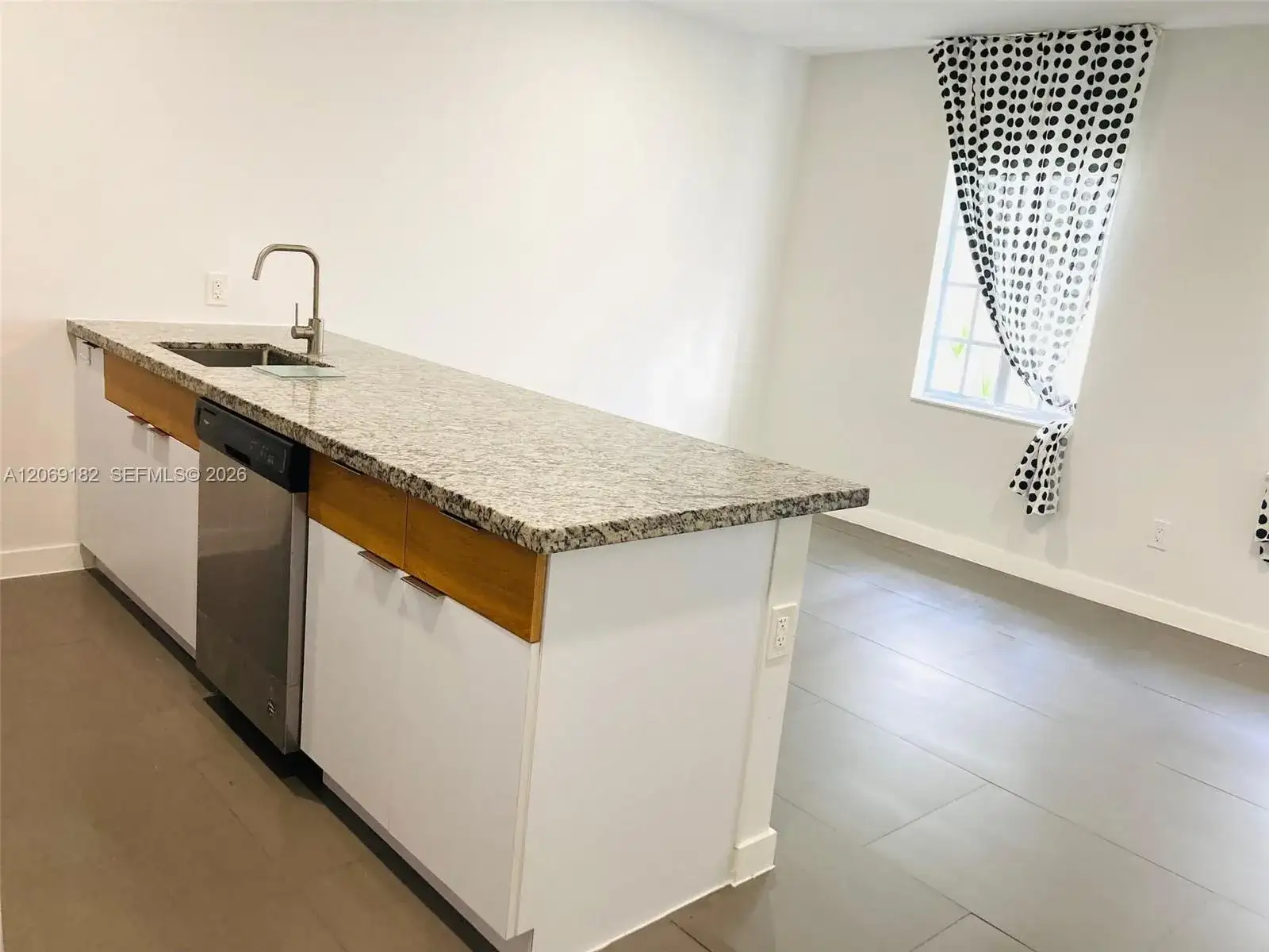 1211 Euclid Ave # 7, Miami Beach FL 33139 photo 5