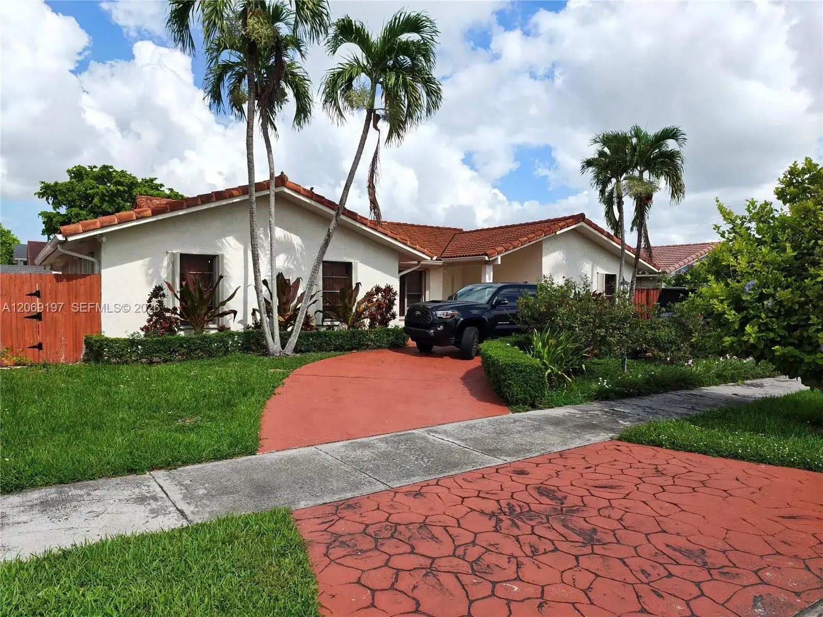 1220 SW 104th Ave, Miami FL 33174
