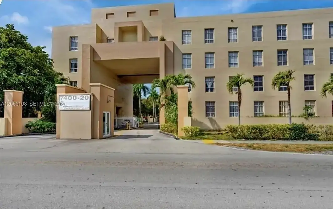 7400 W 20th Ave # 109, Hialeah FL 33016