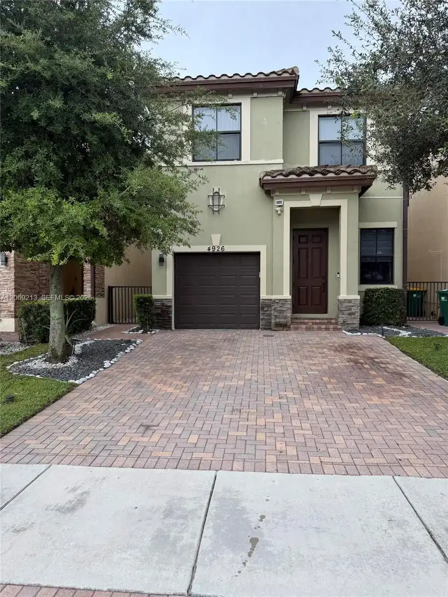 4926 NW 57th Ct, Tamarac FL 33319