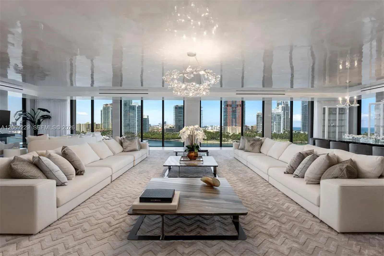 6893 Fisher Island Dr 6893 Lphcenter # 6893, Miami Beach FL 33109