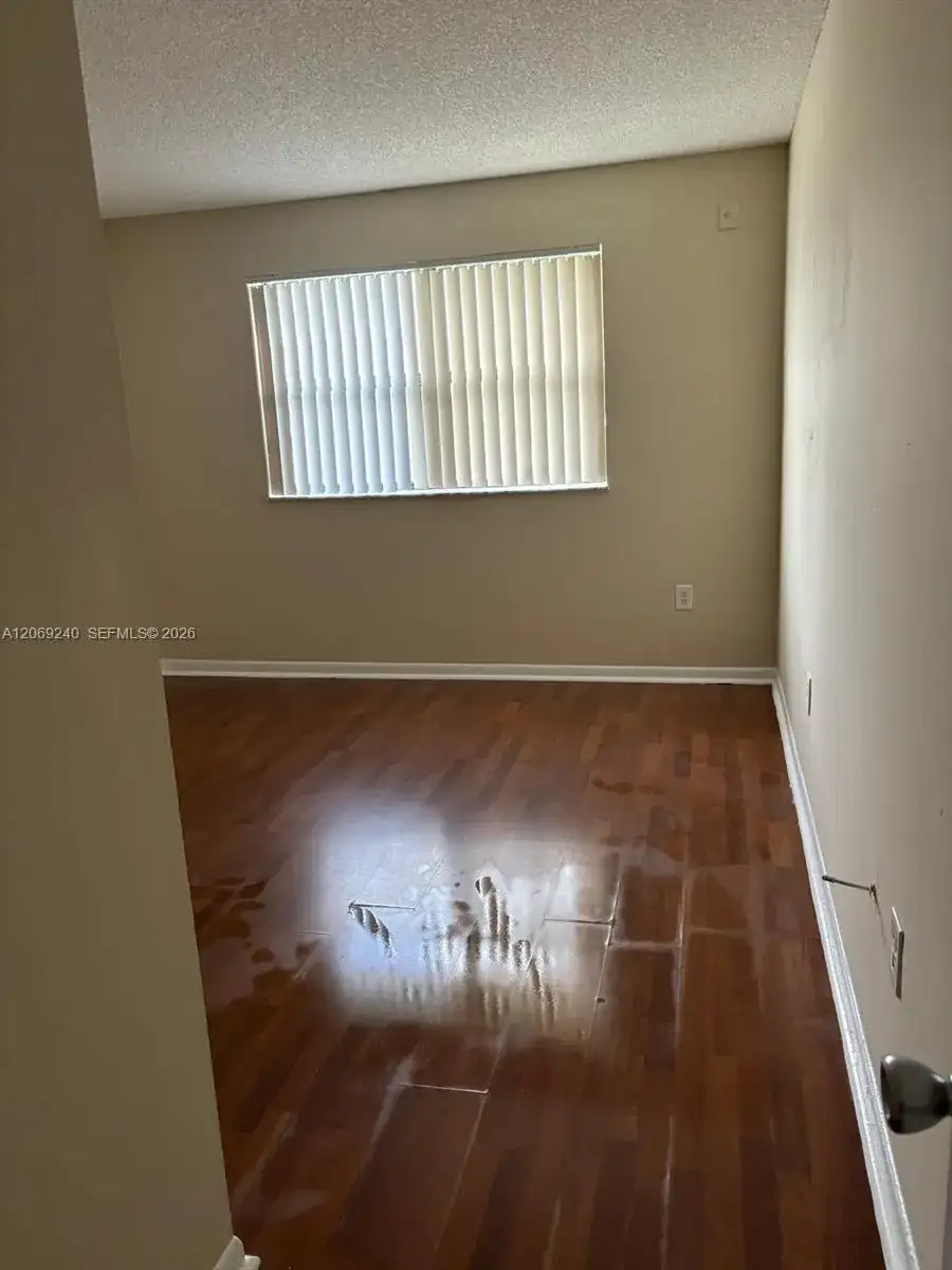 7200 NW 179th St # 310, Hialeah FL 33015 photo 4