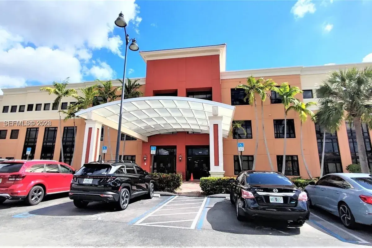925 NE 30th Ter # 300, Homestead FL 33033