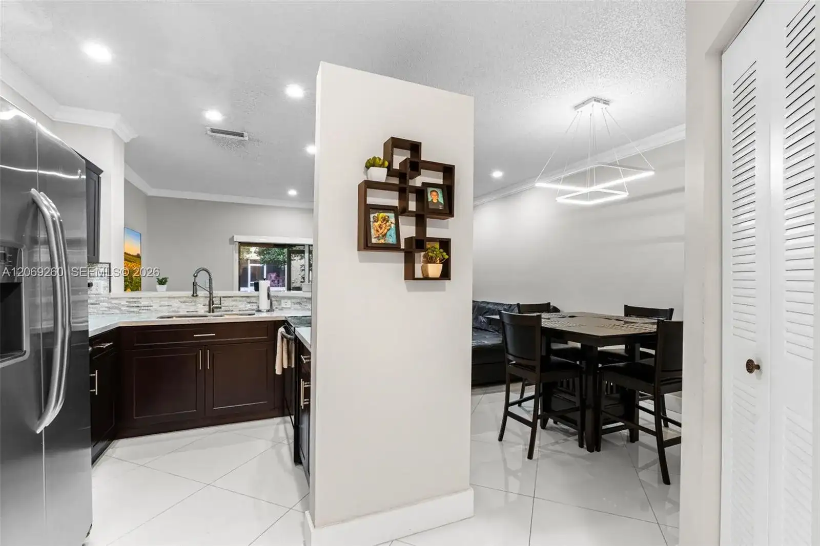 12110 SW 2nd St, Pembroke Pines FL 33025 photo 3
