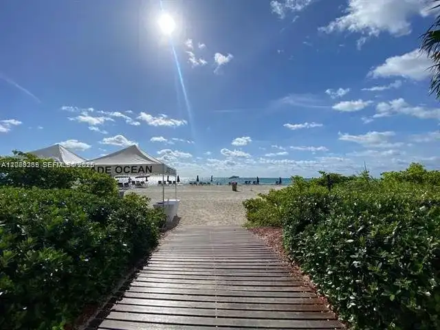 17121 Collins Ave # 1807, Sunny Isles Beach FL 33160