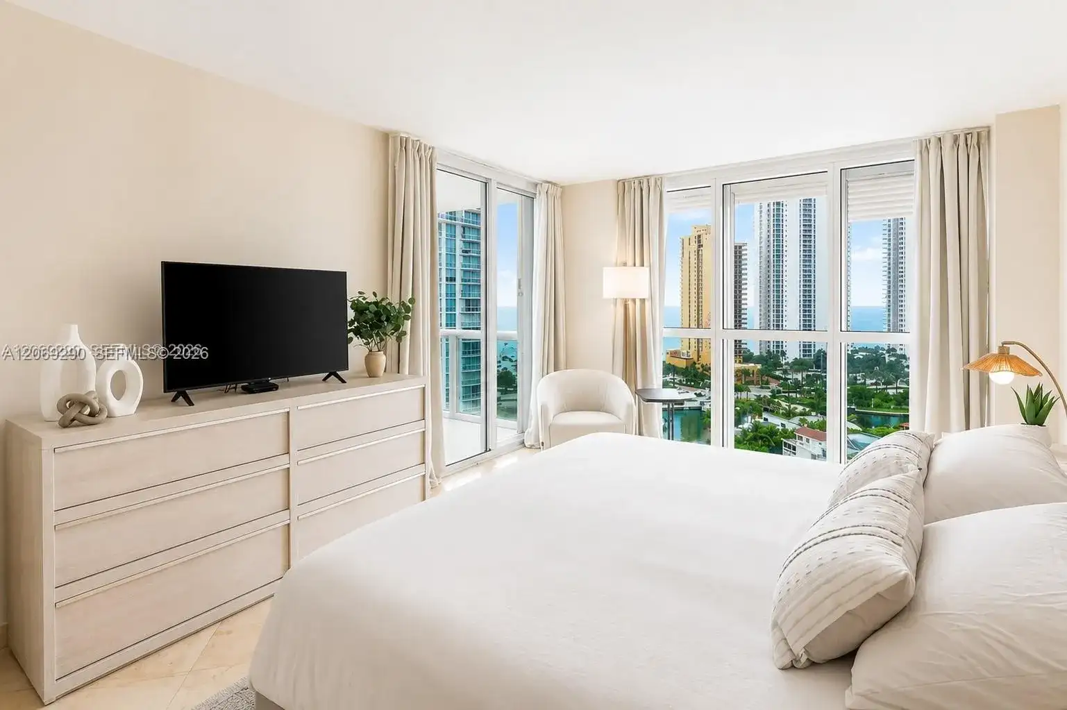 16500 Collins Ave # 1752, Sunny Isles Beach FL 33160 photo 3