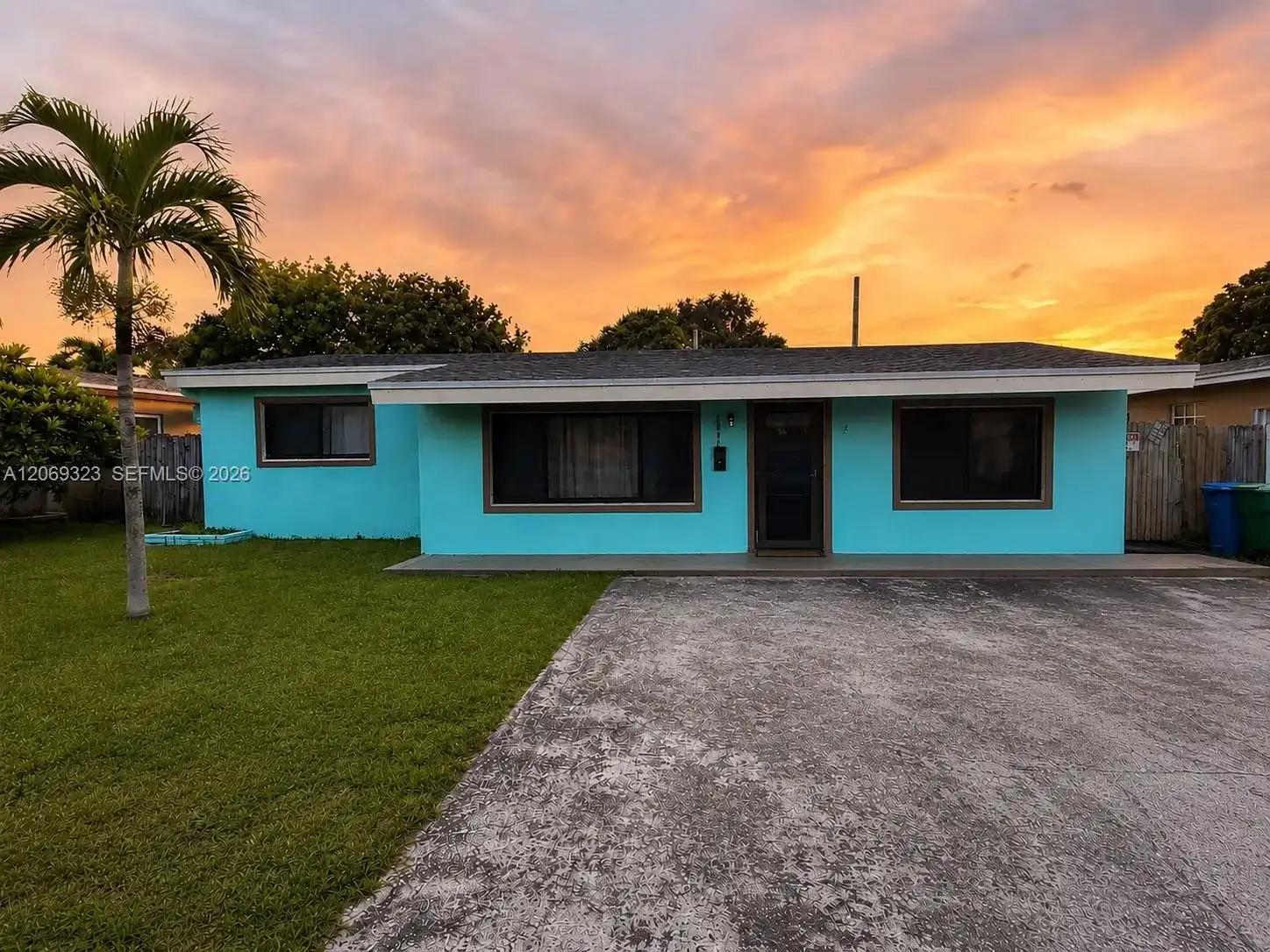 2906 Island Dr, Miramar FL 33023