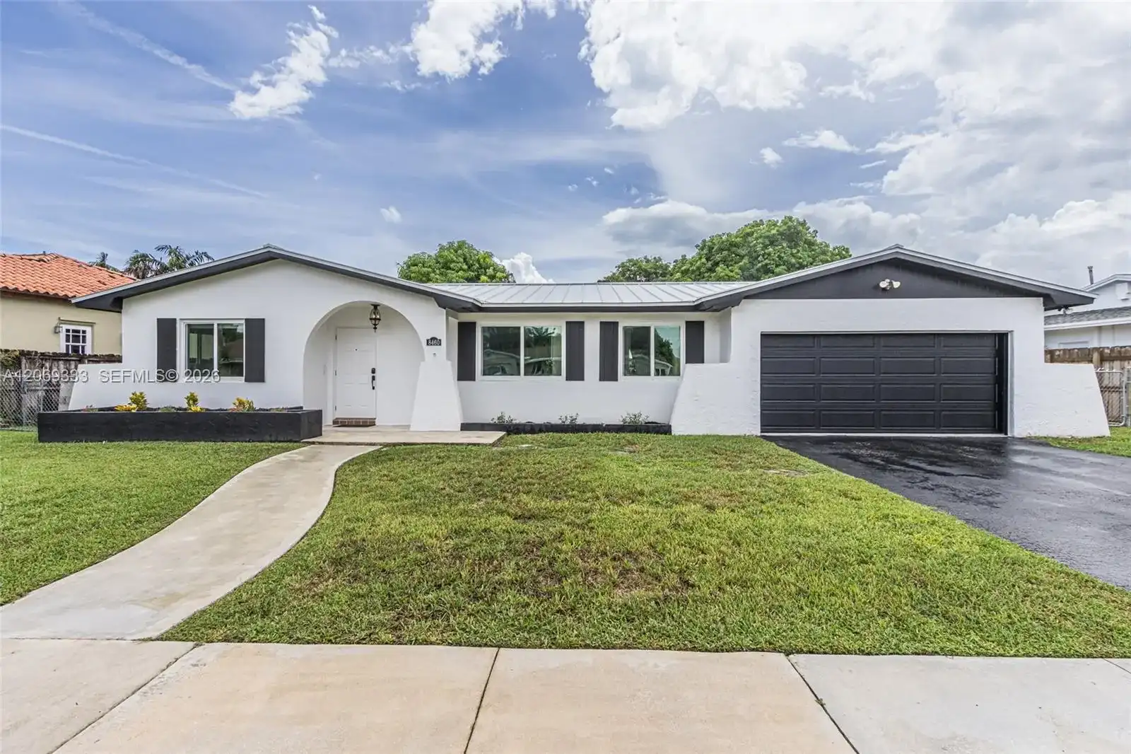 8460 SW 201st St, Cutler Bay FL 33189