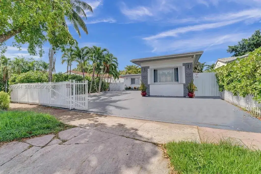 1750 71st St, Miami Beach FL 33141 photo 5