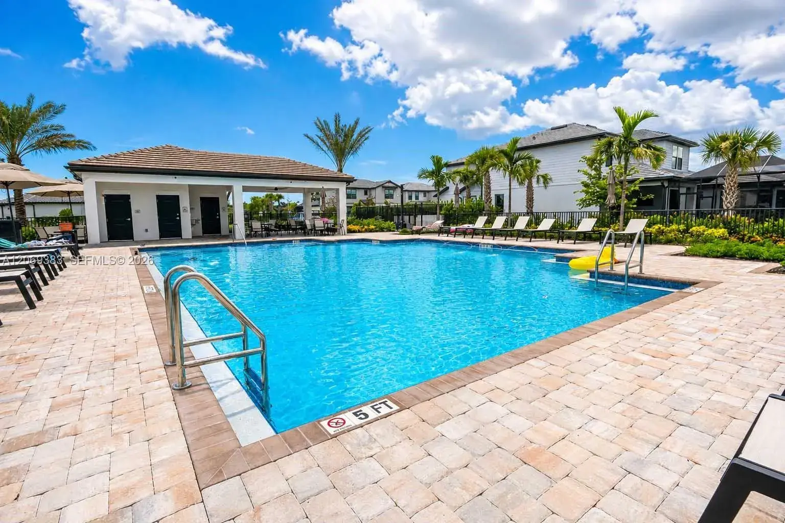 10383 Maddox Ln, Bonita Springs FL 34135