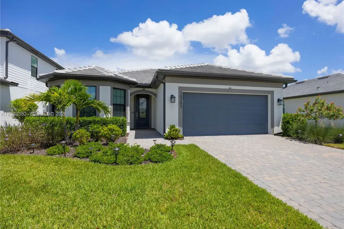 10383 Maddox Ln, Bonita Springs FL 34135
