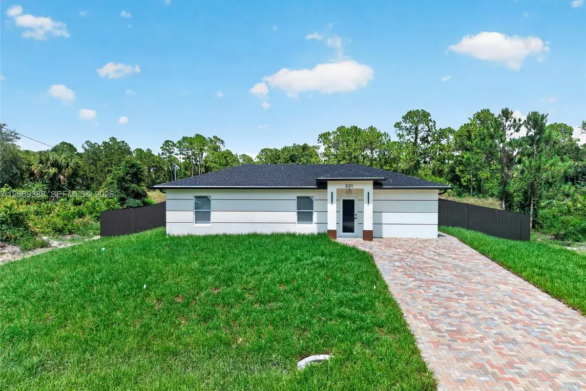 231 Andalucia Ave S, Lehigh Acres FL 33974