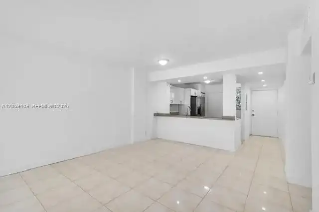 3660 NE 166th St # 114, North Miami Beach FL 33160