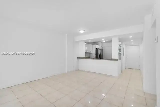 3660 NE 166th St # 114, North Miami Beach FL 33160
