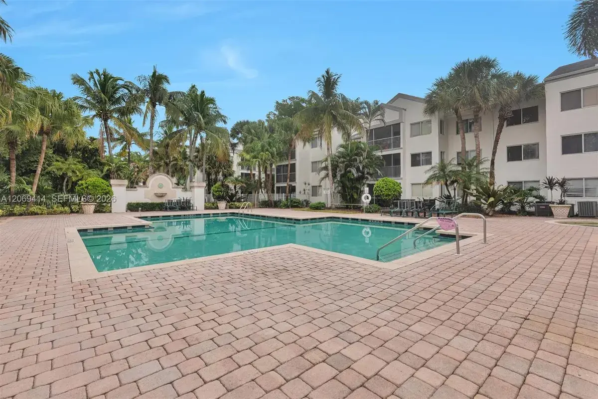 5760 Rock Island Rd # 339, Tamarac FL 33319