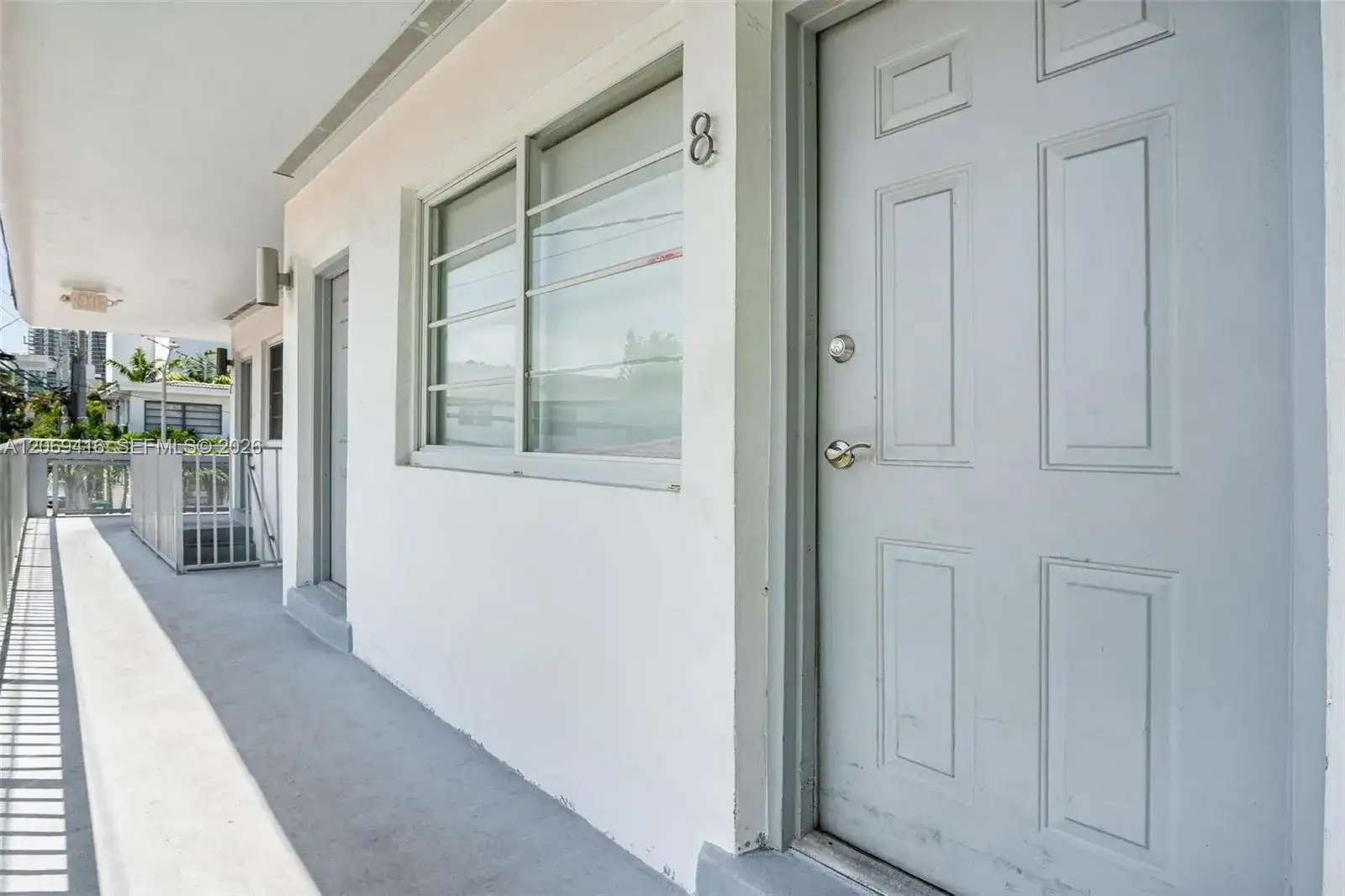 1135 8th St # 8, Miami Beach FL 33139 photo 2
