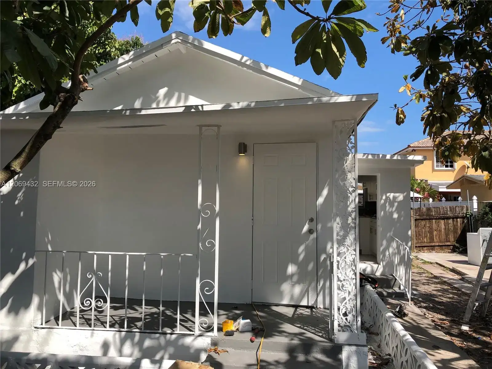 2053 SW 60th Ave, Miami FL 33155 photo 3