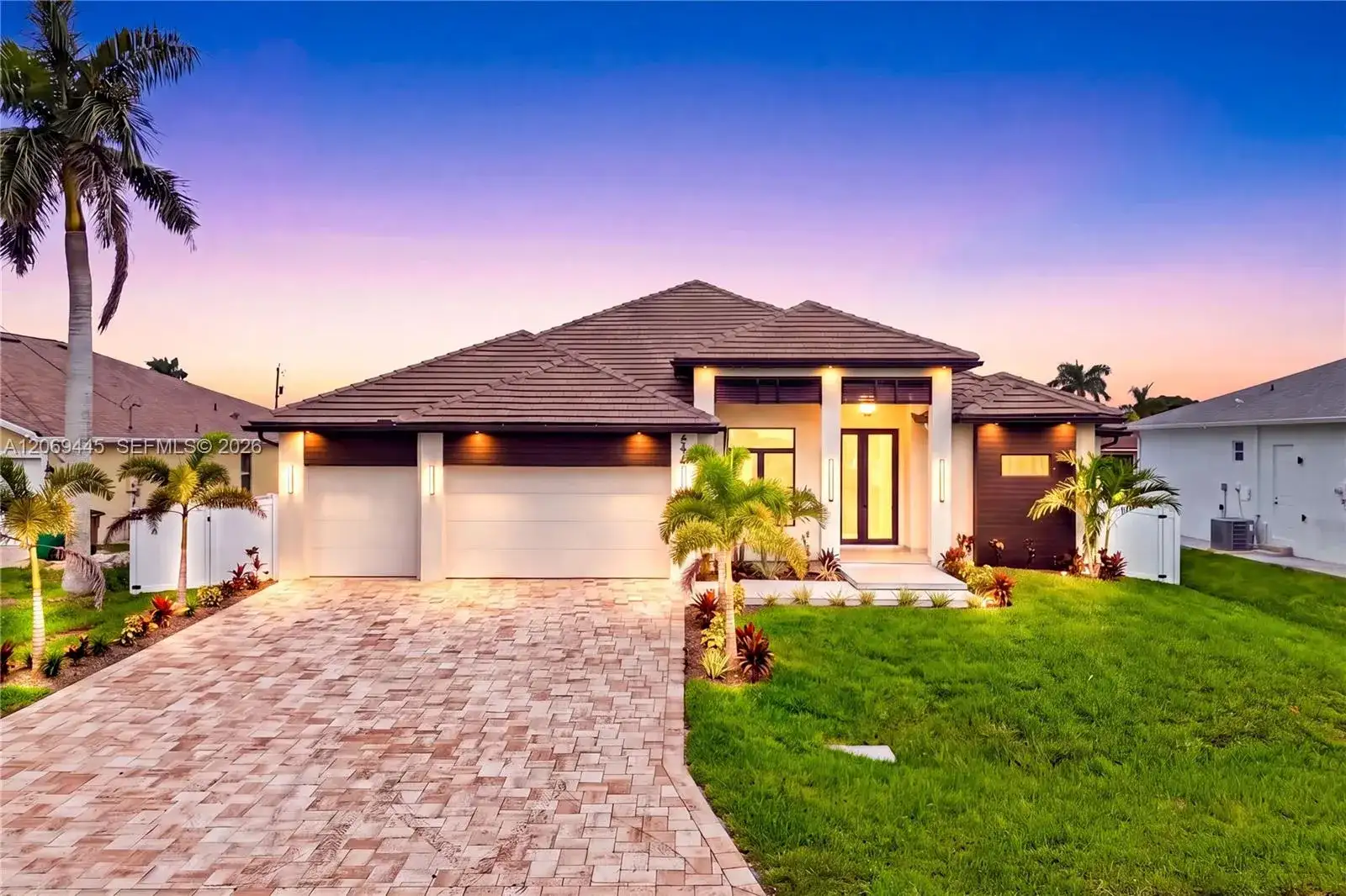 114 SW 36th Pl, Other City - In The State Of Florida FL 33991 photo 2