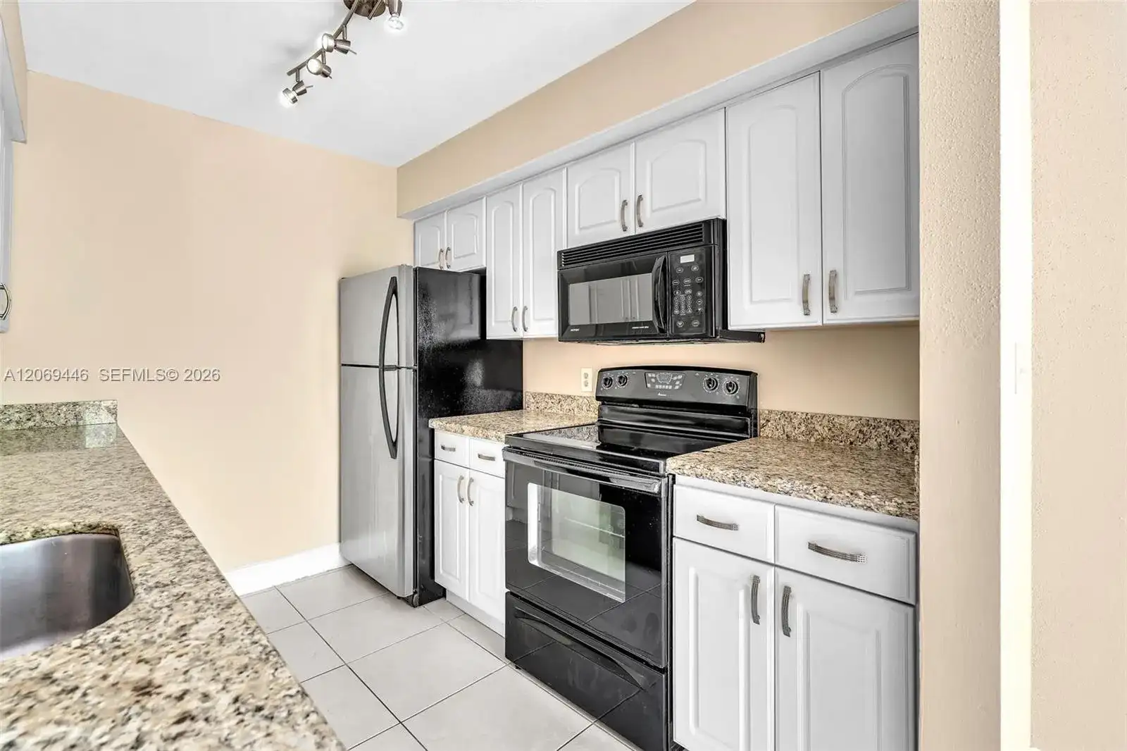 2667 NW 33rd St # 2413, Oakland Park FL 33309 photo 3