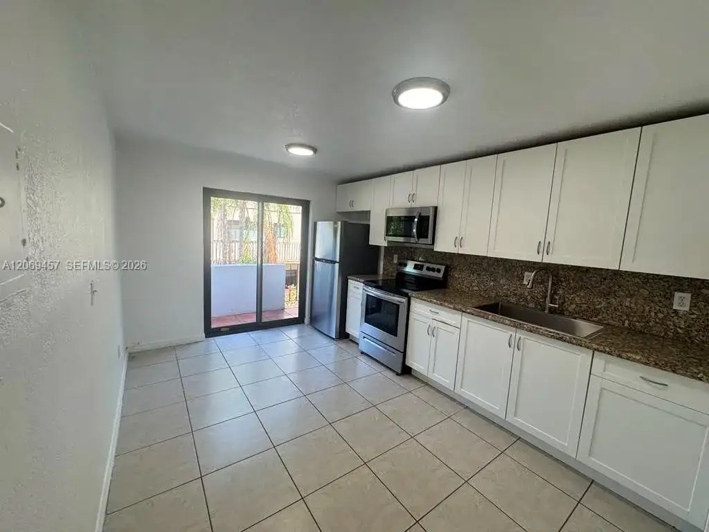 3011 SW 1st Ave # 10, Miami FL 33129 photo 2