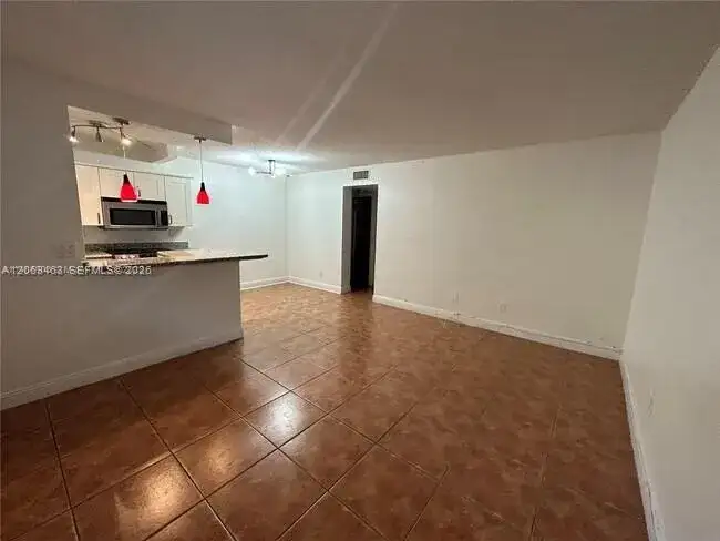 1801 S Treasure Dr # 112, North Bay Village FL 33141 photo 4