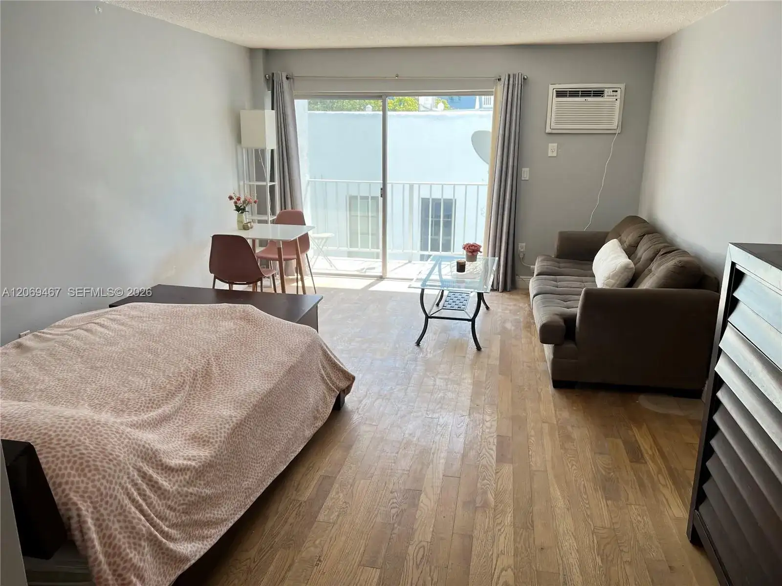 221 Meridian Ave # 305, Miami Beach FL 33139 photo 3