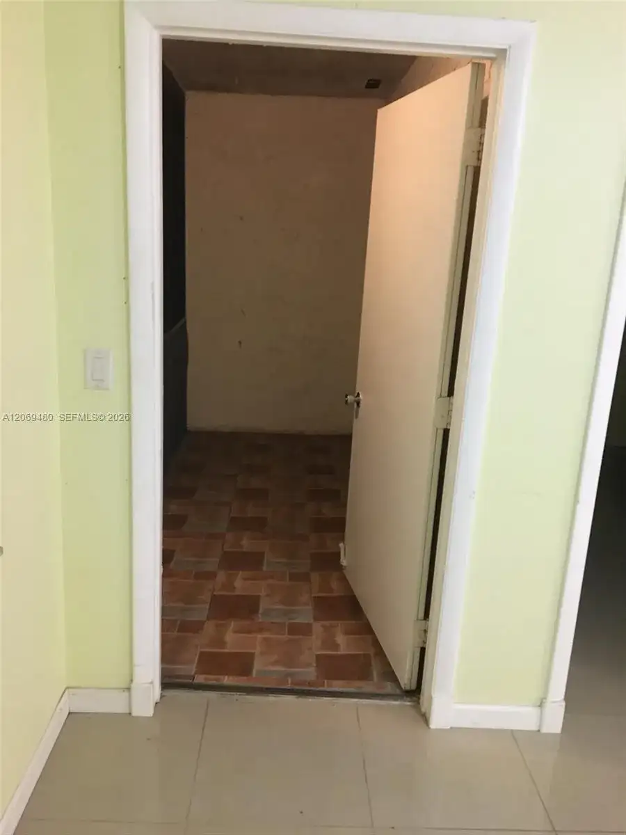 212 Lake Frances Dr # 1, West Palm Beach FL 33411 photo 4