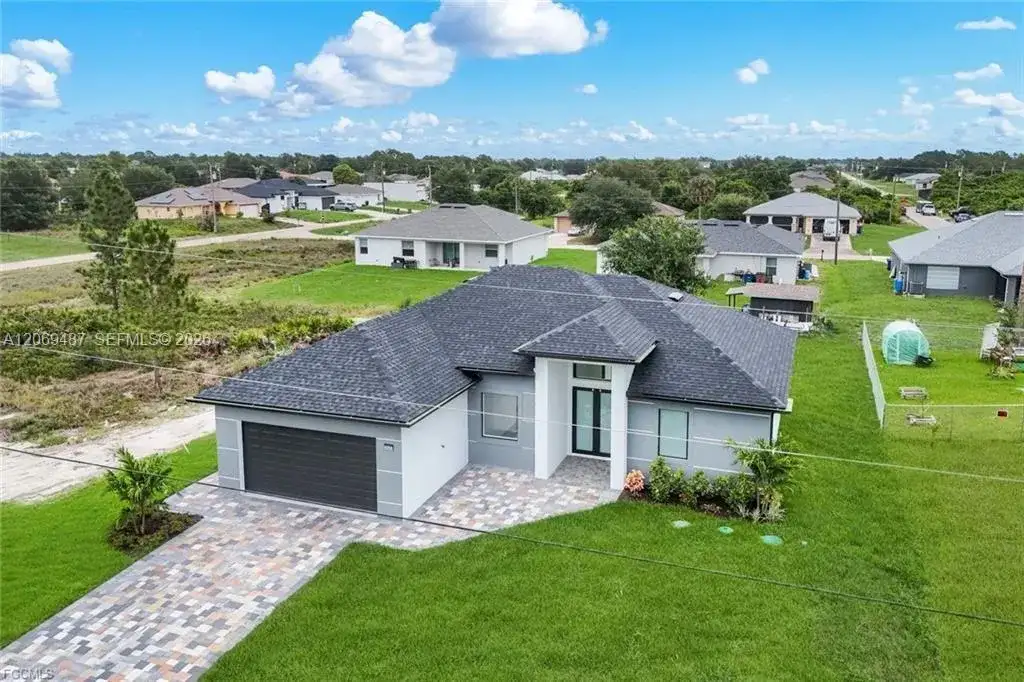 3005 S Ida Ave, Lehigh Acres FL 33971 photo 2