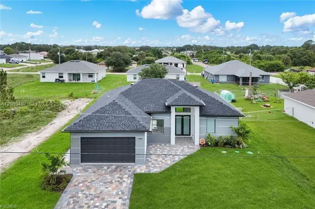 3005 S Ida Ave, Lehigh Acres FL 33971 photo 5