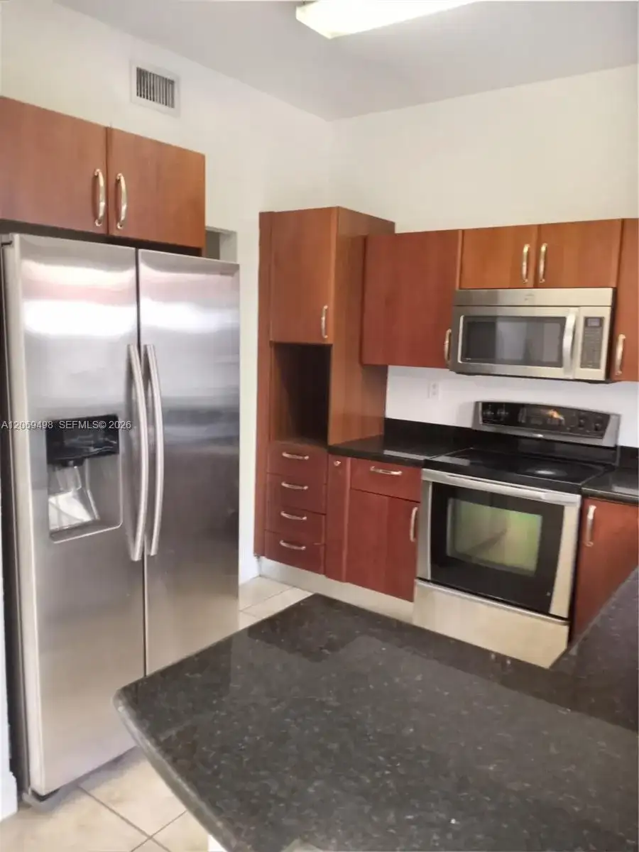 7427 NW 181st Ter # 7427, Hialeah FL 33015 photo 5