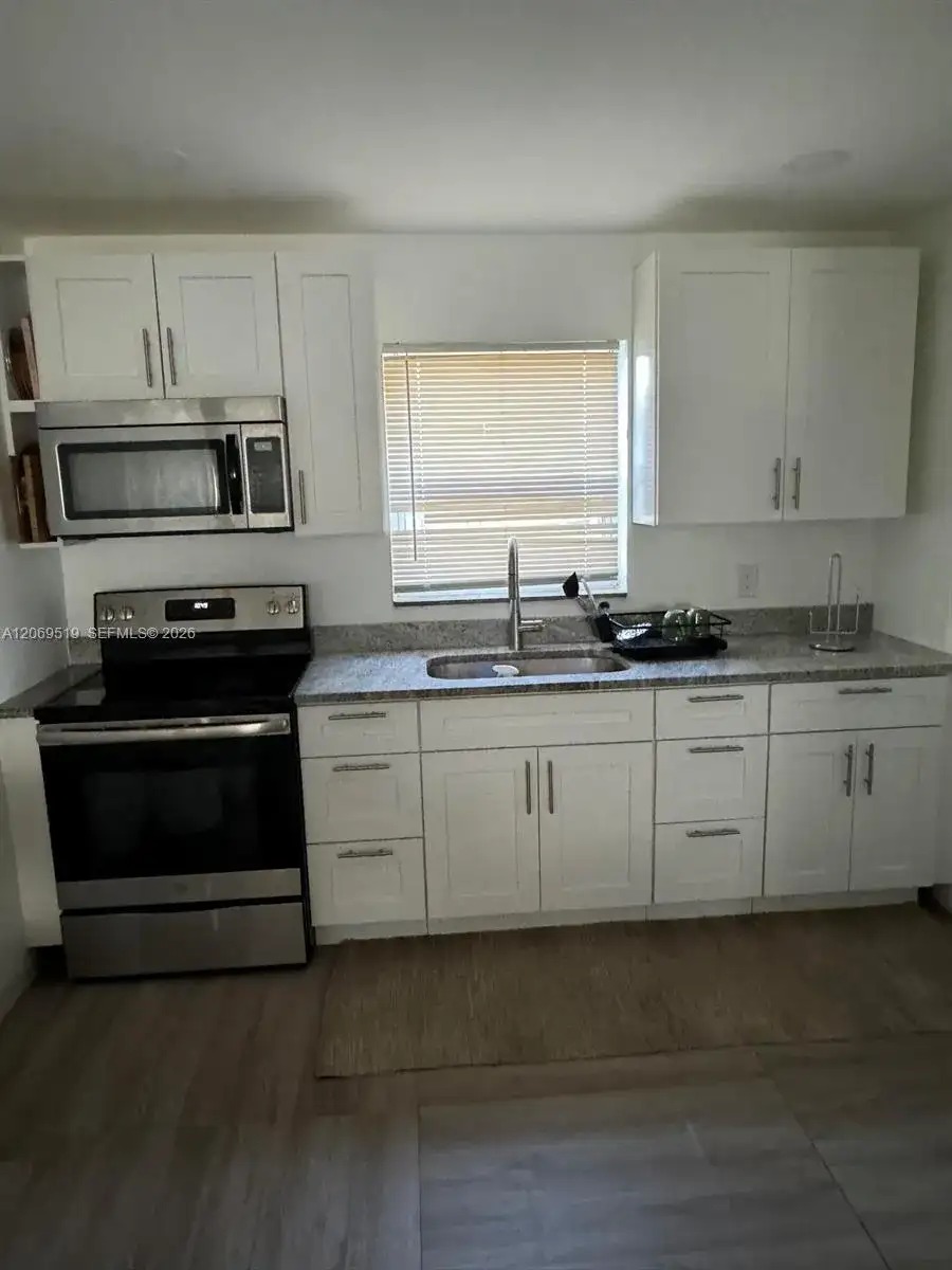 1281 W 35th St, Riviera Beach FL 33404 photo 3