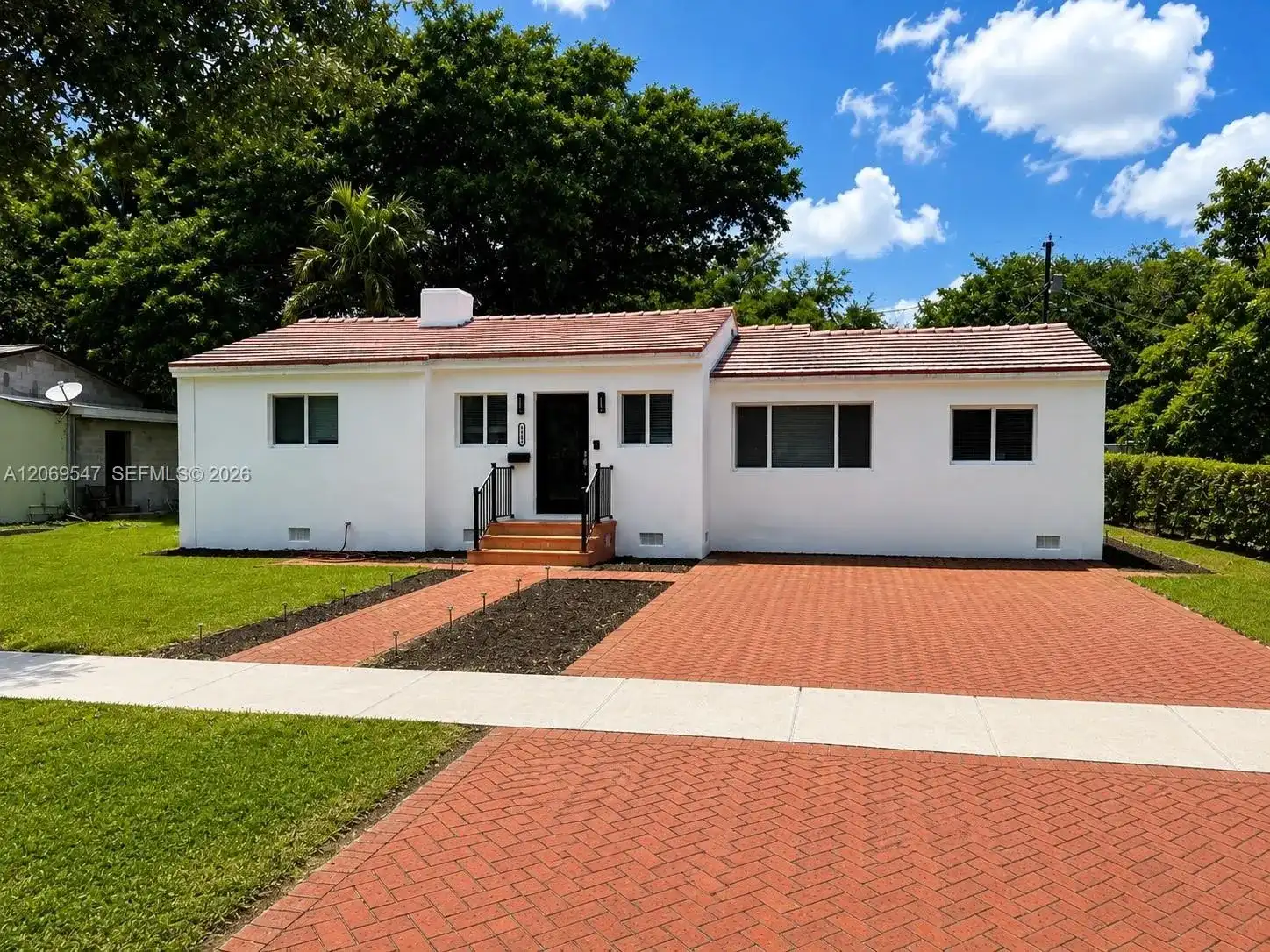9402 NW 2nd Pl, Miami Shores FL 33150