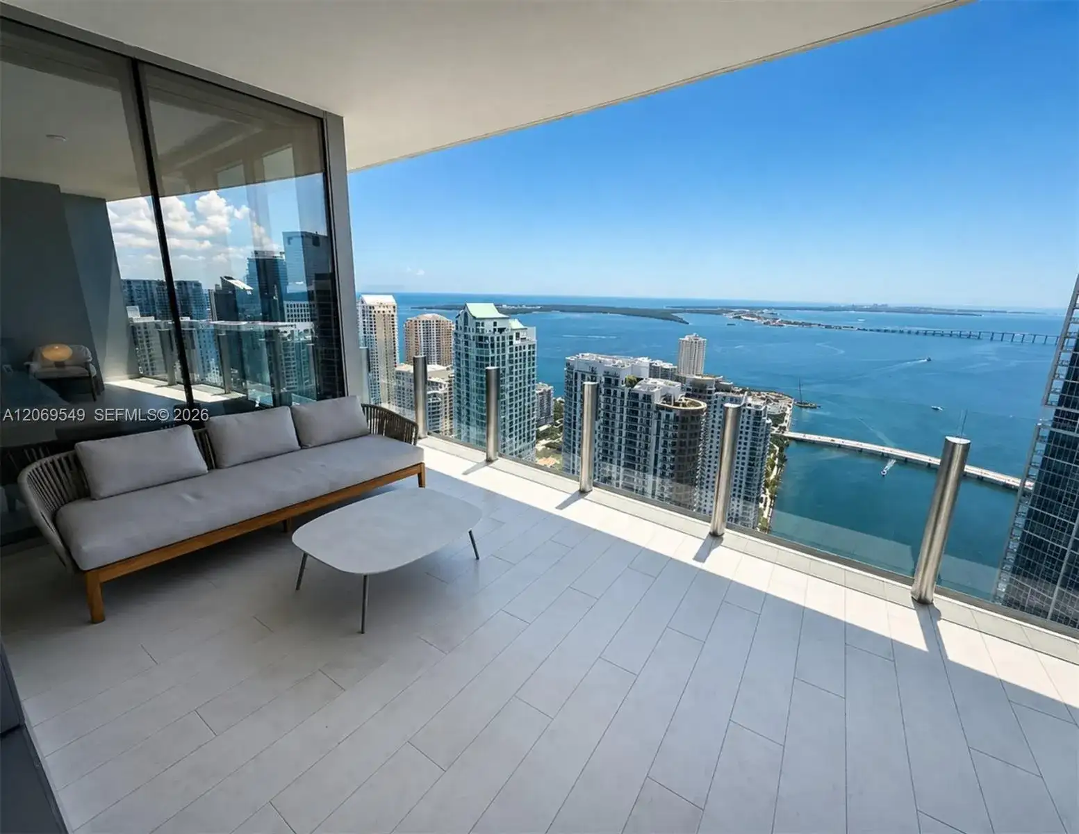 300 Biscayne Blvd Way # 4404, Miami FL 33131 photo 4