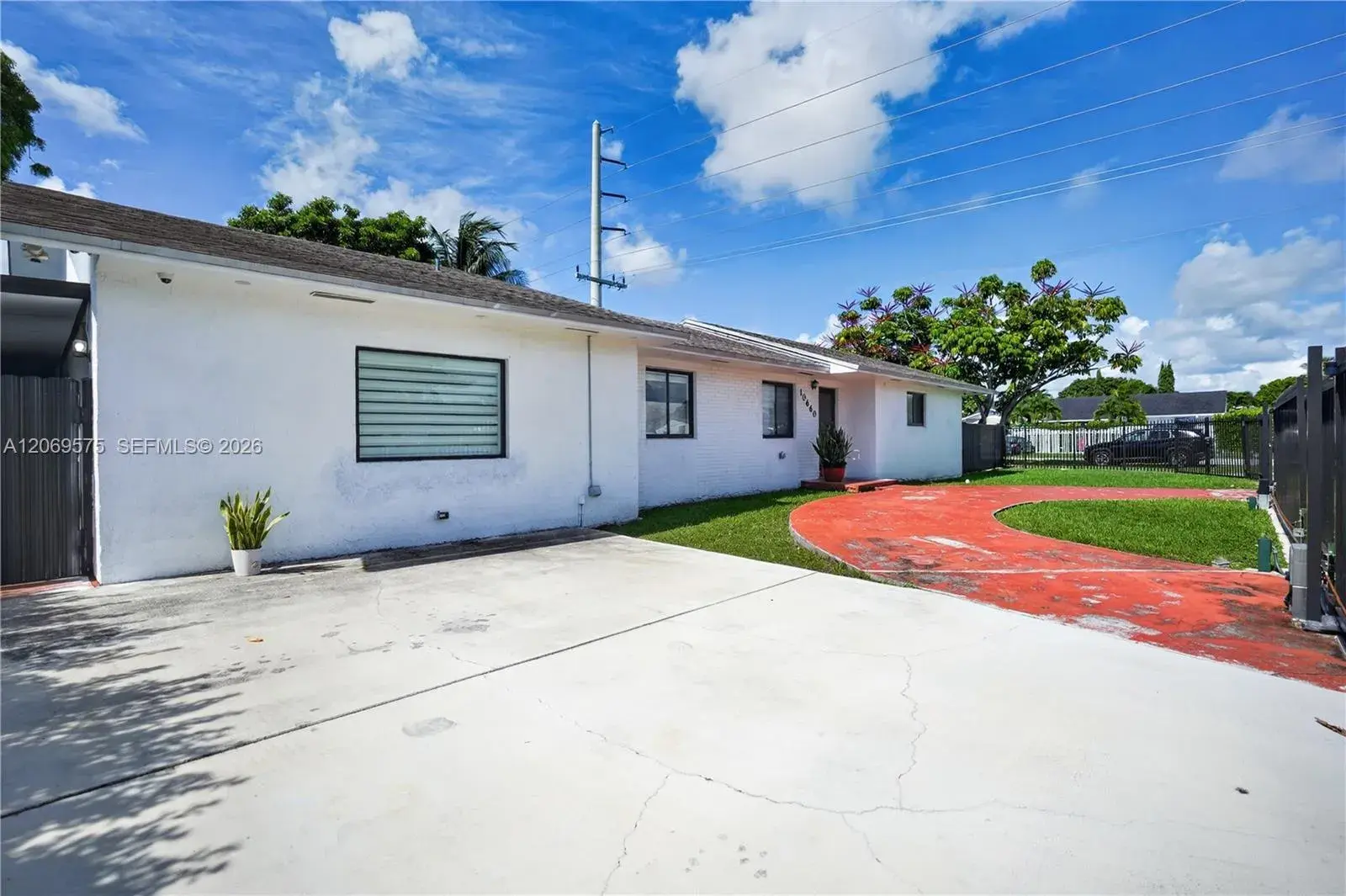 10660 SW 164th St, Miami FL 33157