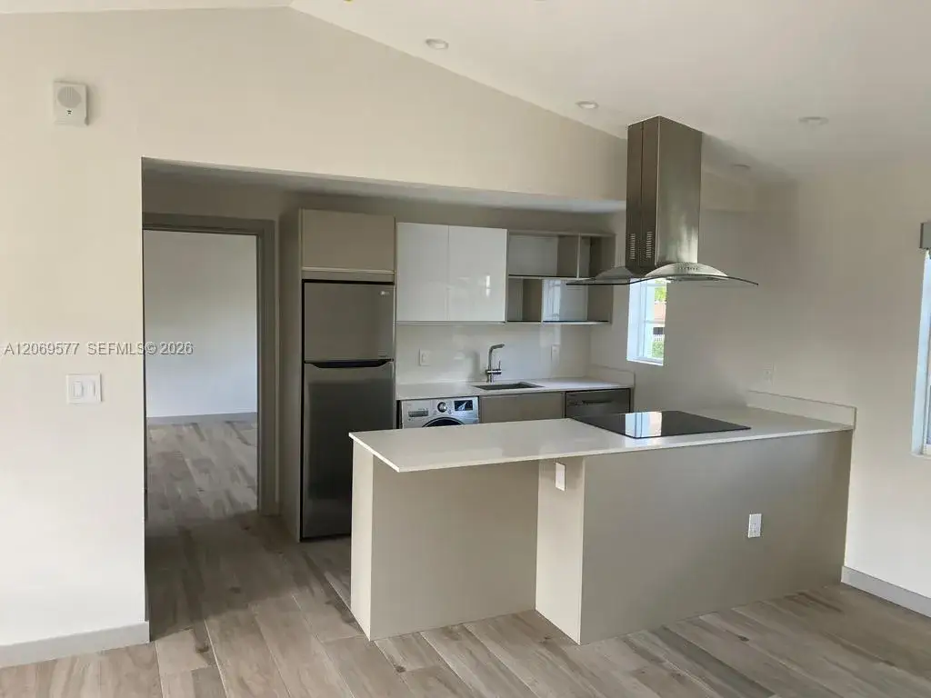 8035 Abbott Ave # 107, Miami Beach FL 33141