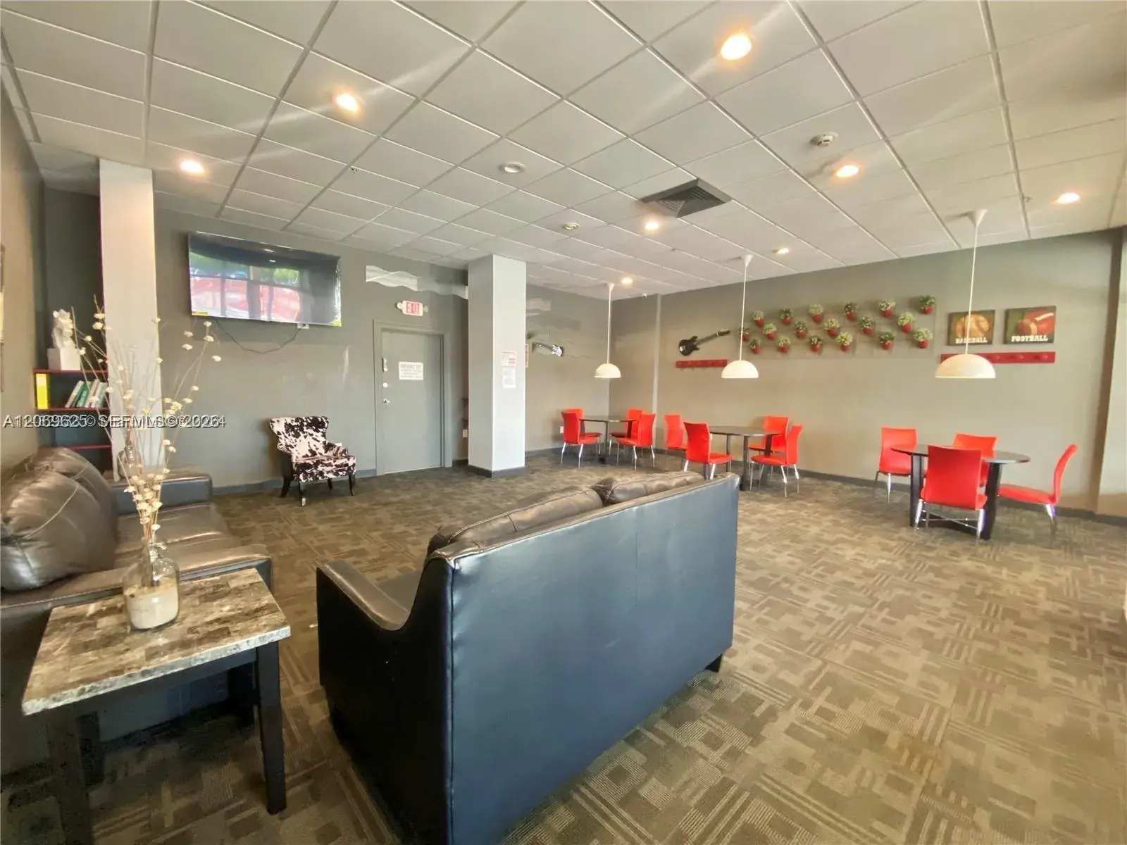 400 Kings Point Dr # 316, Sunny Isles Beach FL 33160