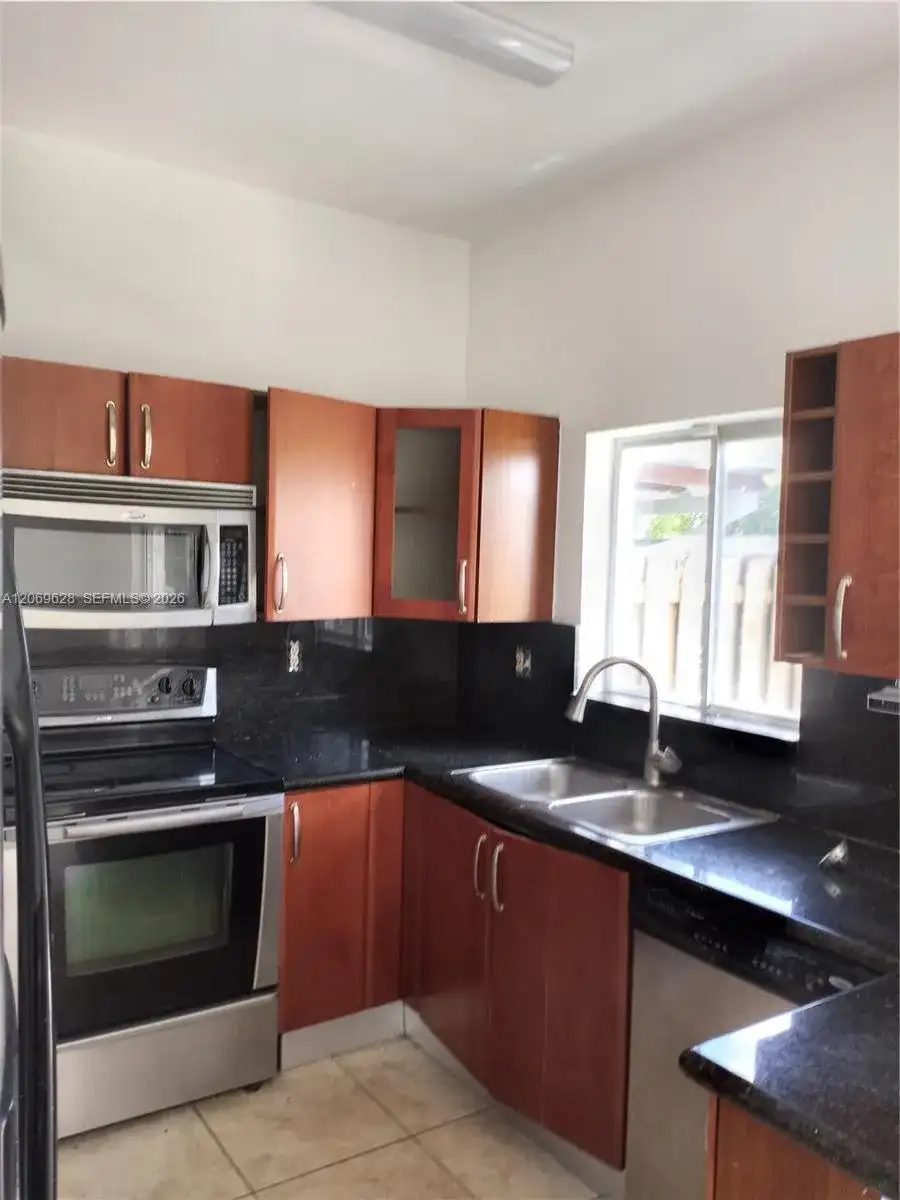 18125 NW 74th Ct # 18125, Hialeah FL 33015 photo 3
