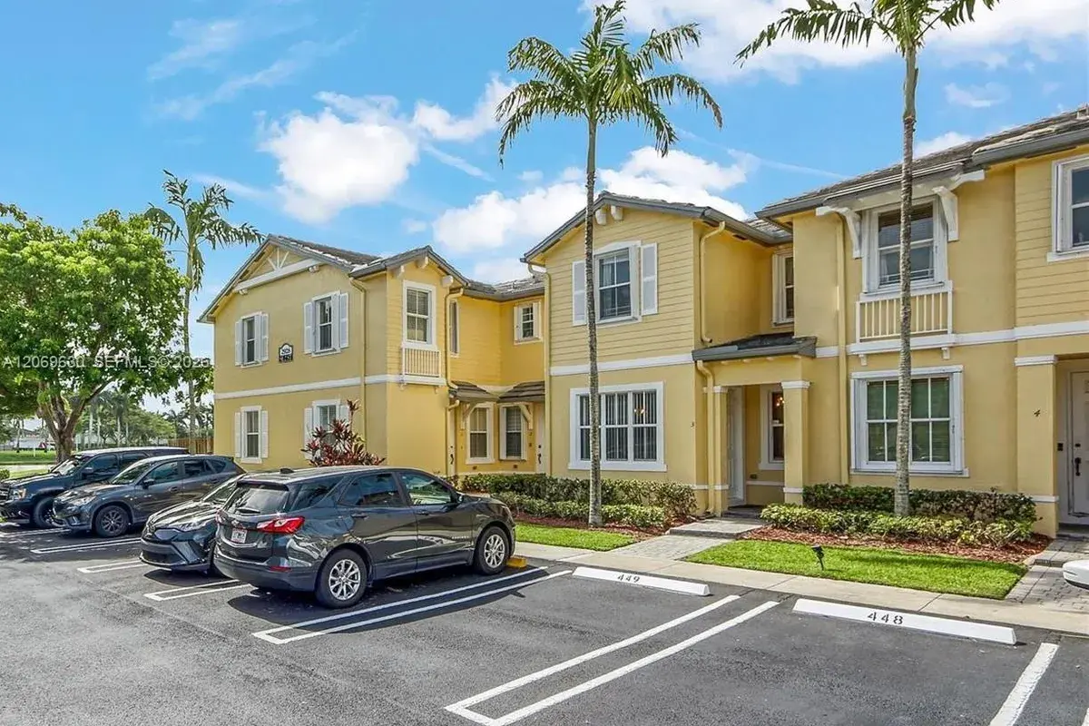 2928 SE 2nd St # 3, Homestead FL 33033
