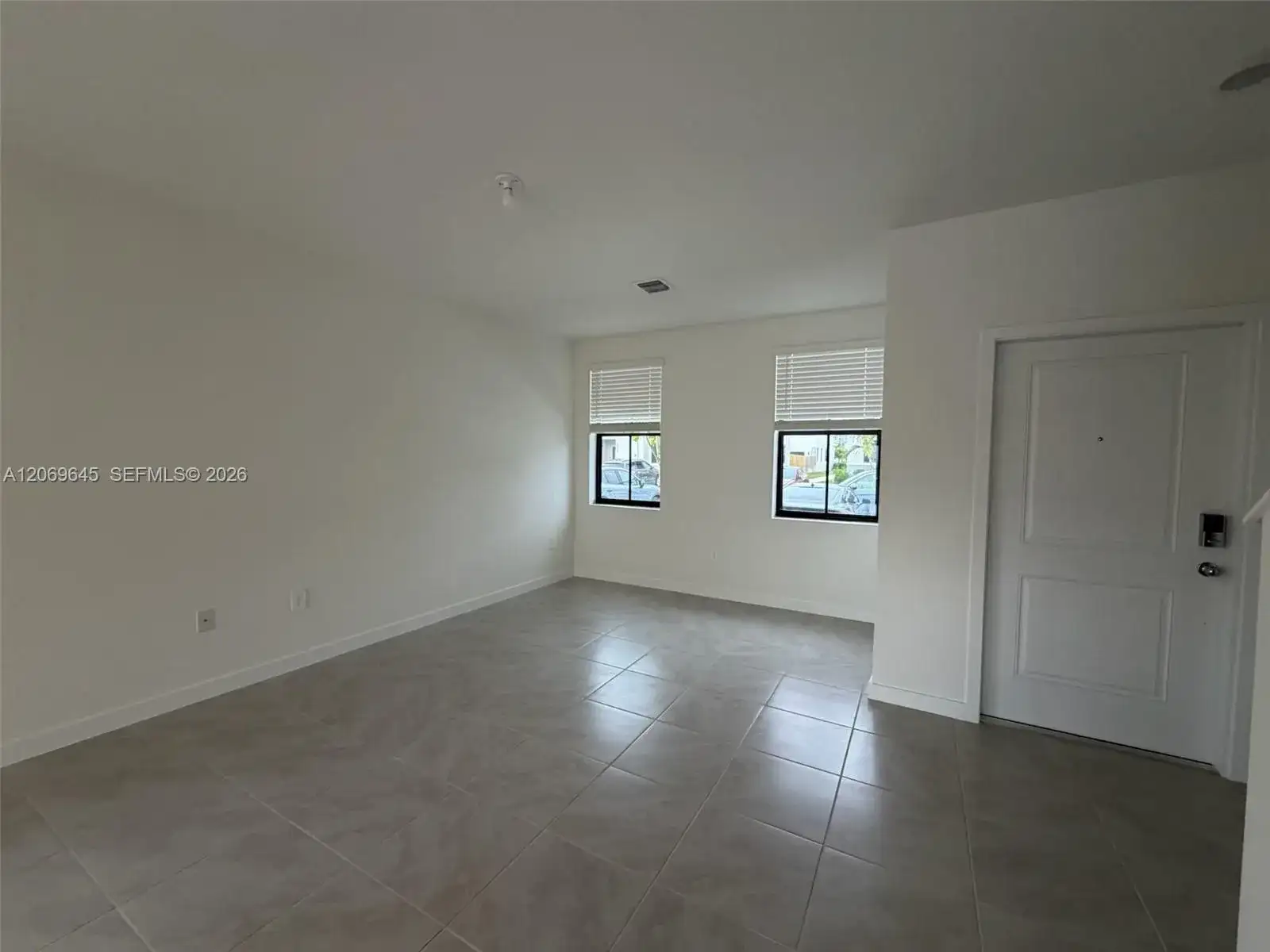 1432 NE 4th Ave # 0, Florida City FL 33034 photo 3