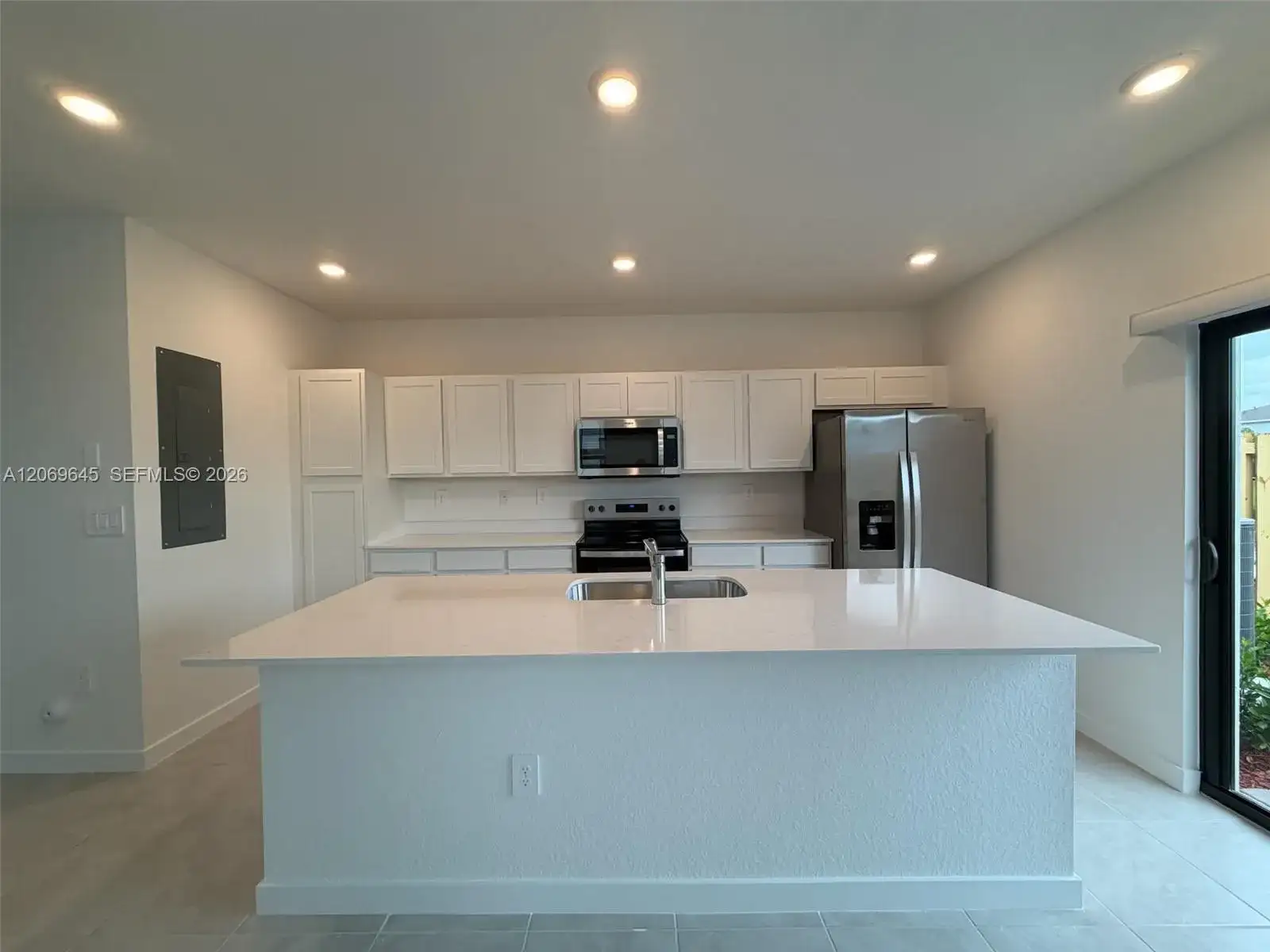 1432 NE 4th Ave # 0, Florida City FL 33034 photo 5