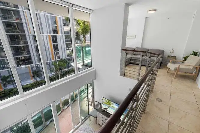41 SE 5th St # 308, Miami FL 33131 photo 5