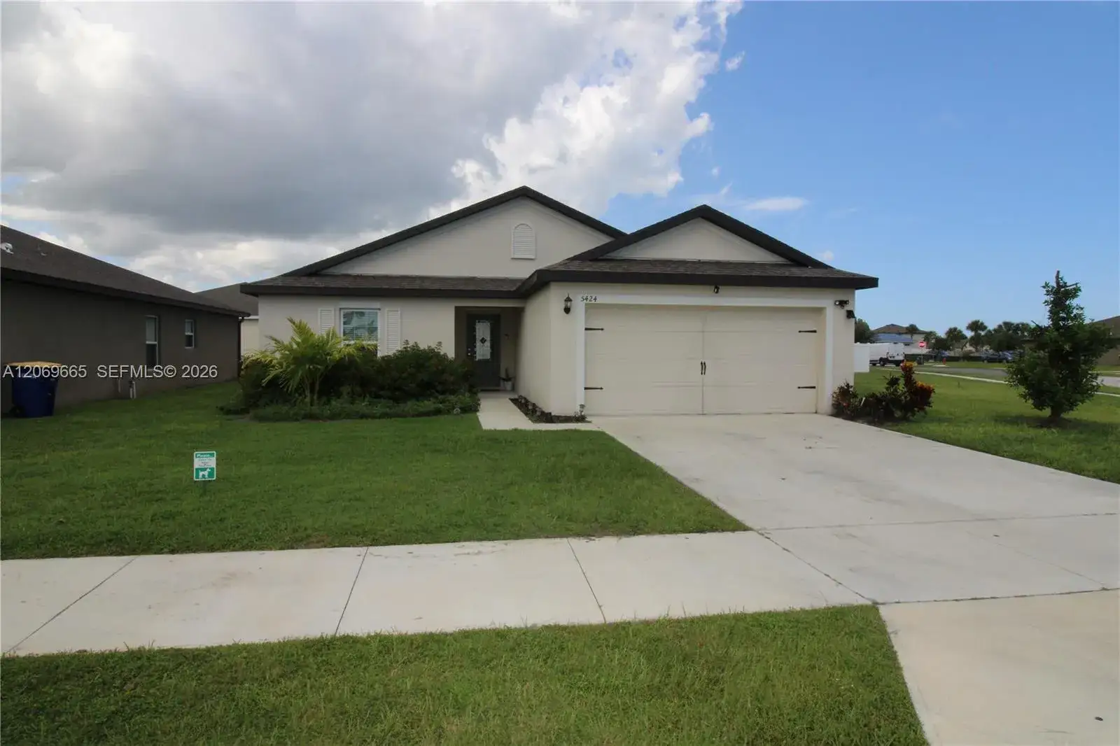 5424 Fantasy Dr, Fort Pierce FL 34947