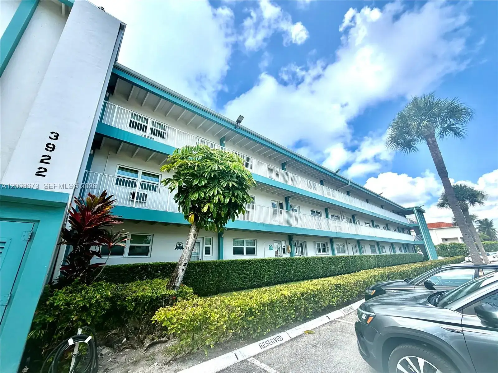 3922 NE 166th St # S306, North Miami Beach FL 33160
