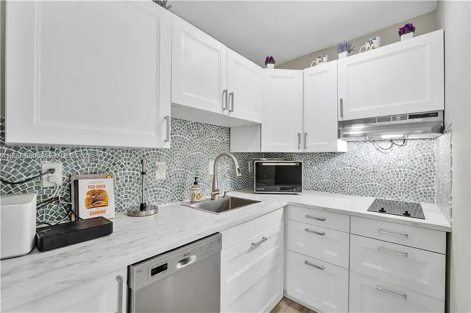 1125 Almeria Ave, Coral Gables FL 33134 photo 2
