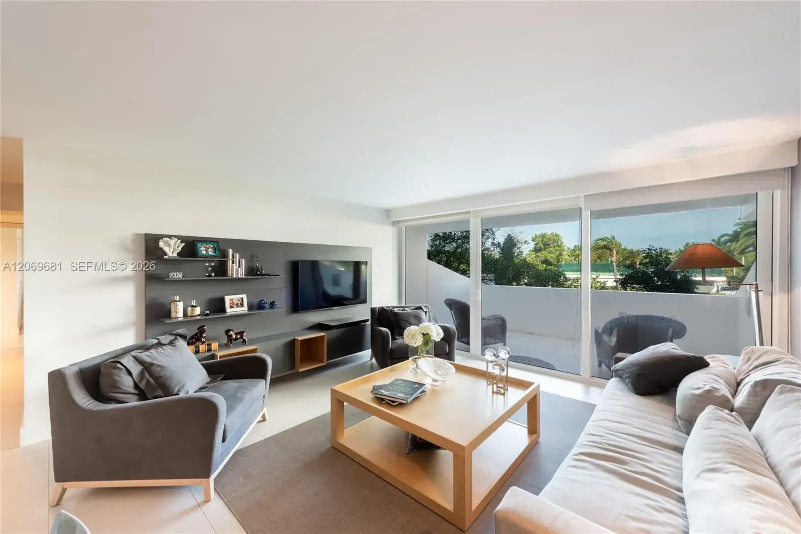 199 Ocean Lane Dr # 206, Key Biscayne FL 33149 photo 2