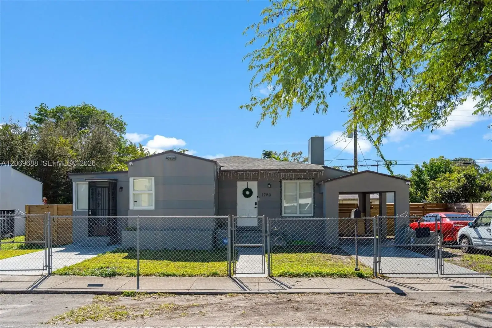 1780 NW 49th St, Miami FL 33142 photo 2